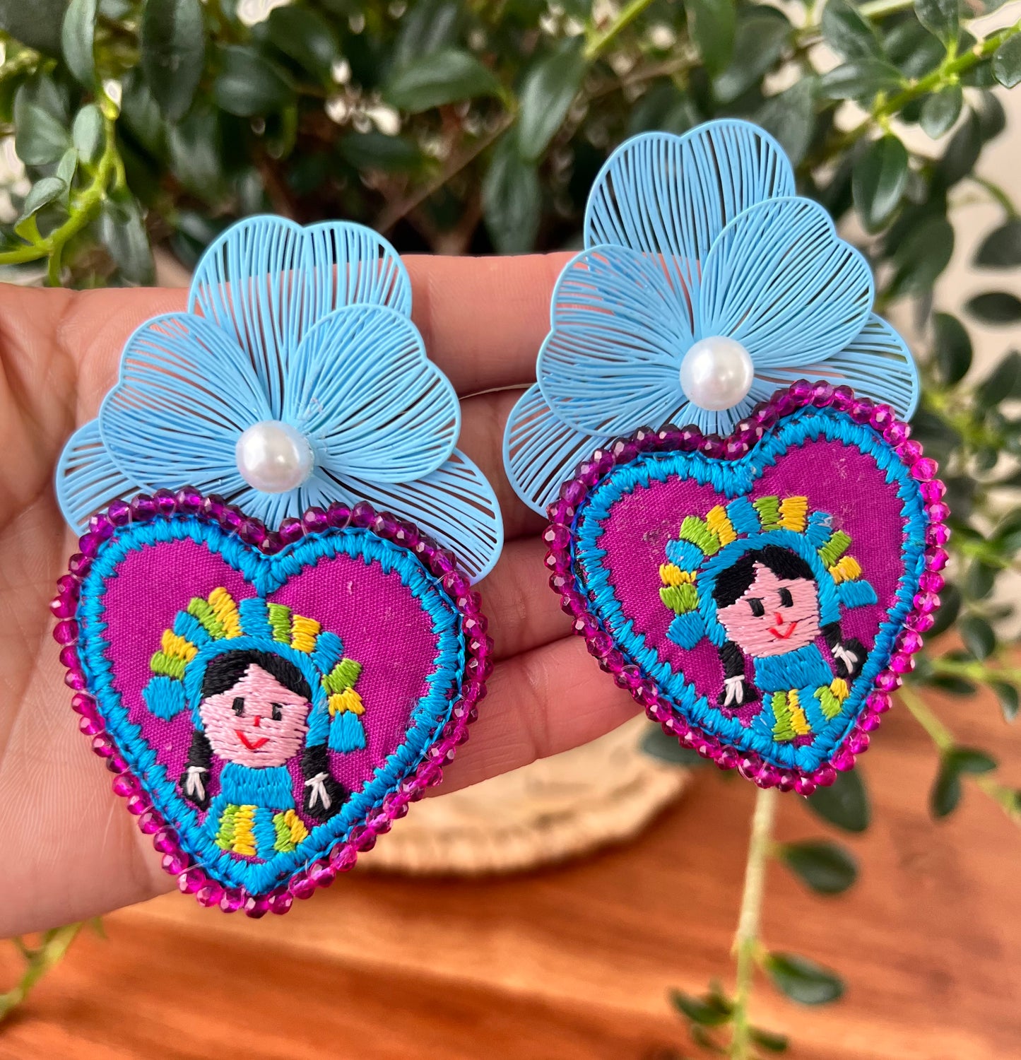 Lele handmade earrings.