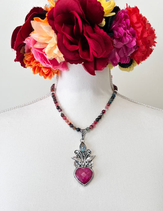 Silver necklace Ruby and Labradorite.