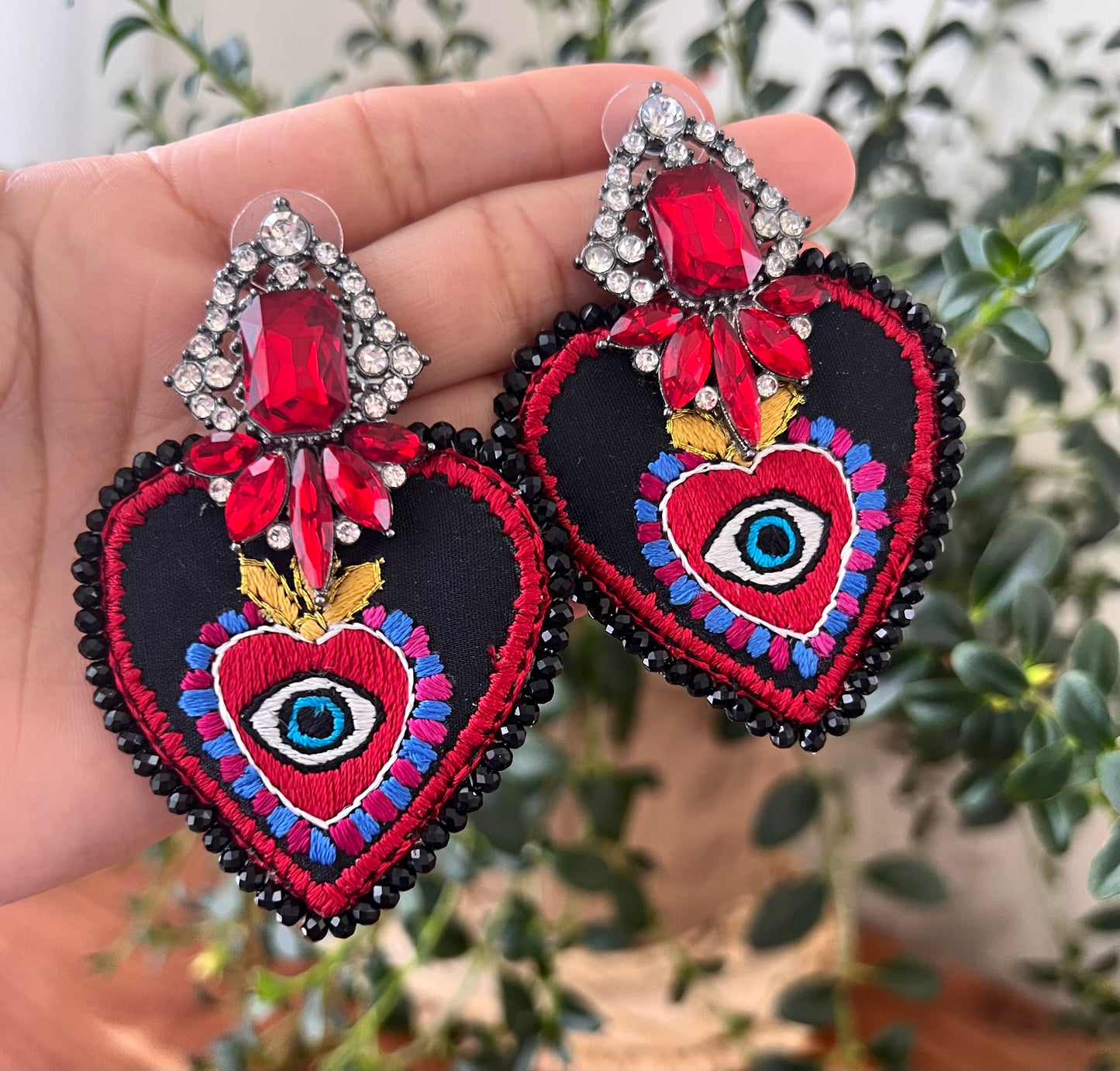 Ojito handmade earrings.