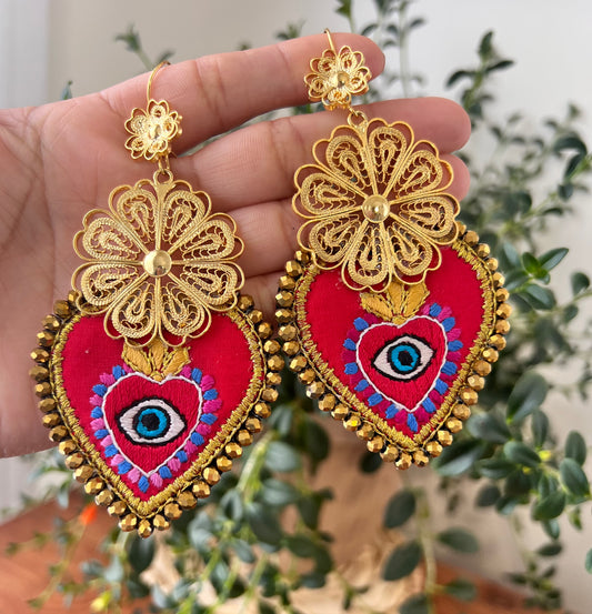 Ojito handmade earrings.