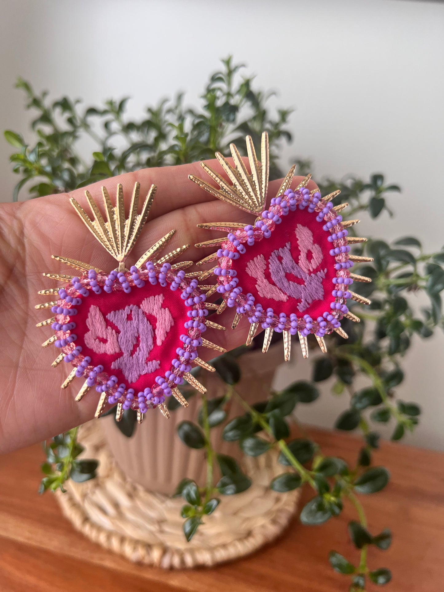 Jalapa de Díaz handmade earrings.